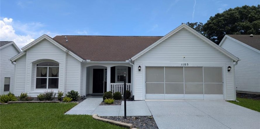 House in The Villages, Florida 2 bedrooms, 149.57 sq.m. № 1796960