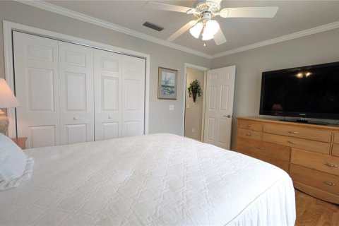 House in The Villages, Florida 2 bedrooms, 149.57 sq.m. № 1796960 - photo 25