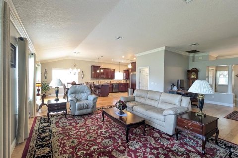 House in The Villages, Florida 2 bedrooms, 149.57 sq.m. № 1796960 - photo 16