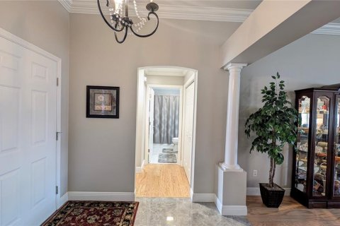 House in The Villages, Florida 2 bedrooms, 149.57 sq.m. № 1796960 - photo 9