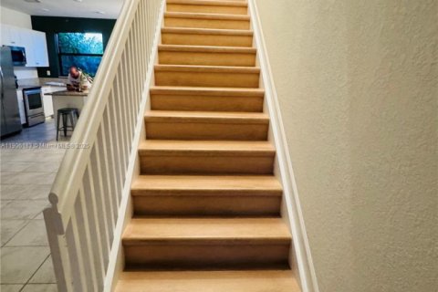 Townhouse in Homestead, Florida 3 bedrooms, 123.19 sq.m. № 1956866 - photo 12