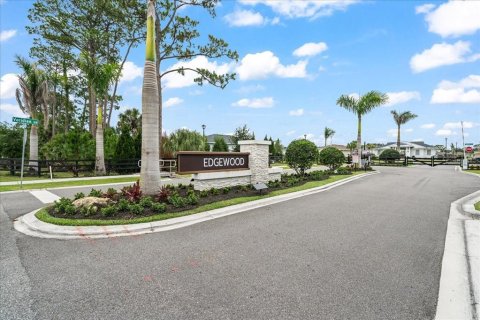 Casa en venta en Palm Bay, Florida, 4 dormitorios, 181.62 m2 № 2206560 - foto 29