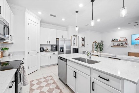 Casa en venta en Palm Bay, Florida, 4 dormitorios, 181.62 m2 № 2206560 - foto 9