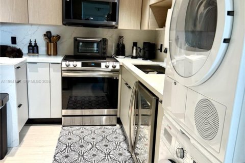 Condominio en alquiler en Miami Beach, Florida, 1 dormitorio, 83.61 m2 № 2010028 - foto 16