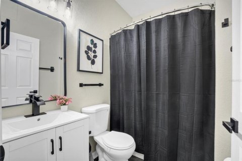 Condo in Kissimmee, Florida, 2 bedrooms  № 1873724 - photo 21