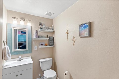 Townhouse in Kissimmee, Florida 3 bedrooms, 181.81 sq.m. № 1804878 - photo 15