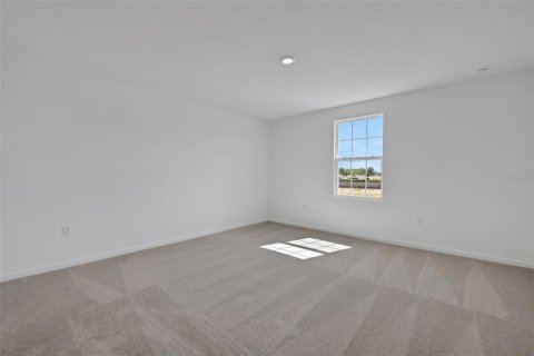 House in Tavares, Florida 4 bedrooms, 235.14 sq.m. № 1538833 - photo 28