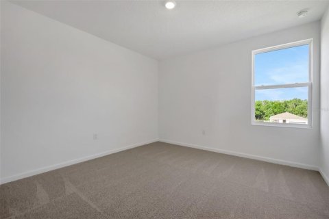 House in Tavares, Florida 4 bedrooms, 235.14 sq.m. № 1538833 - photo 30