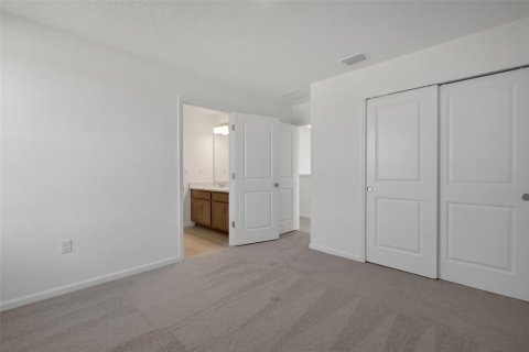 House in Tavares, Florida 4 bedrooms, 235.14 sq.m. № 1538833 - photo 20