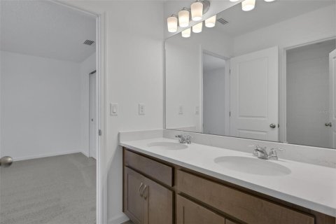 House in Tavares, Florida 4 bedrooms, 235.14 sq.m. № 1538833 - photo 26