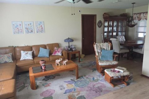 Villa ou maison à vendre à Orlando, Floride: 3 chambres, 129.97 m2 № 2158011 - photo 4