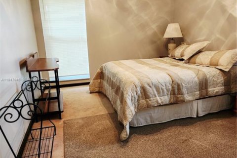 Casa en venta en Miami, Florida, 4 dormitorios, 267.65 m2 № 2007476 - foto 19