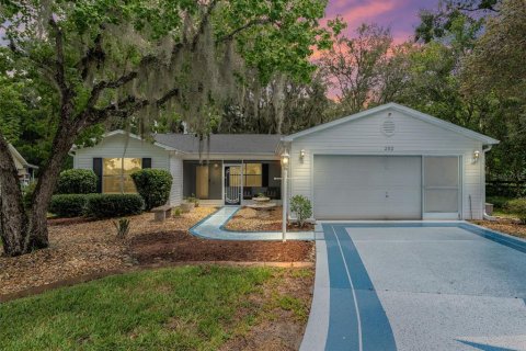 House in The Villages, Florida 3 bedrooms, 146.04 sq.m. № 2350258