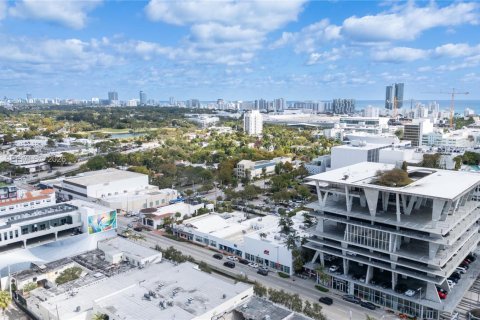 Condominio en venta en Miami Beach, Florida, 1 dormitorio, 71.35 m2 № 2025372 - foto 21