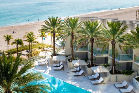 Купить кондоминиум в Санни-Айлс-Бич, Флорида 4 спальни, 302.12м2, № 2047970 - фото 20