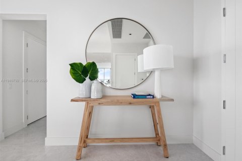 Купить кондоминиум в Санни-Айлс-Бич, Флорида 4 спальни, 302.12м2, № 2047970 - фото 16