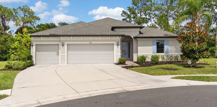 Villa ou maison à Ruskin, Floride 4 chambres, 269.23 m2 № 2132353