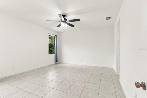 Villa ou maison à vendre à Ruskin, Floride: 4 chambres, 269.23 m2 № 2132353 - photo 16