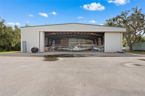 Immobilier commercial à Dunnellon, Floride 929.02 m2 № 2324433