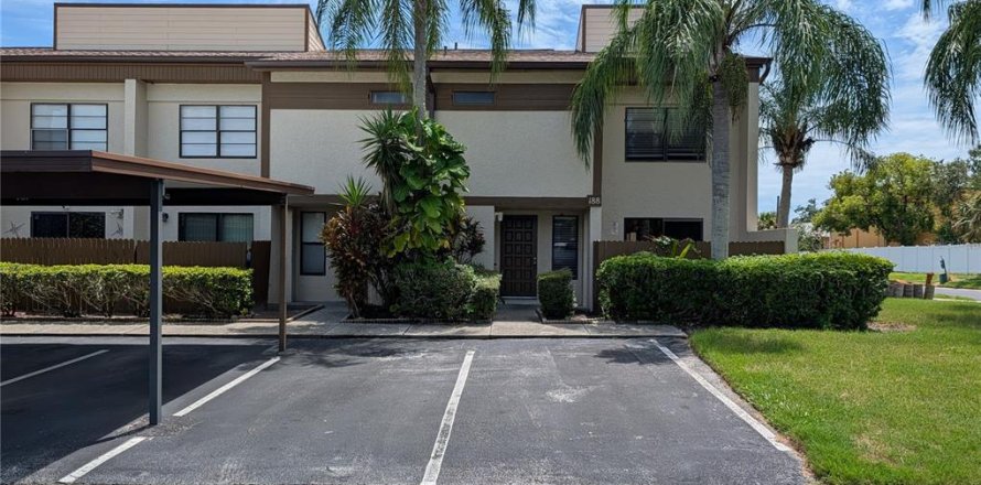 Adosado en Seminole, Florida 3 dormitorios, 124.02 m2 № 2317390