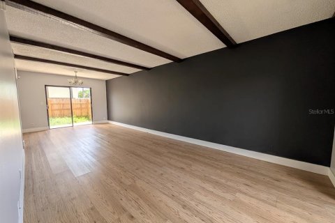Adosado en venta en Seminole, Florida, 3 dormitorios, 124.02 m2 № 2317390 - foto 6