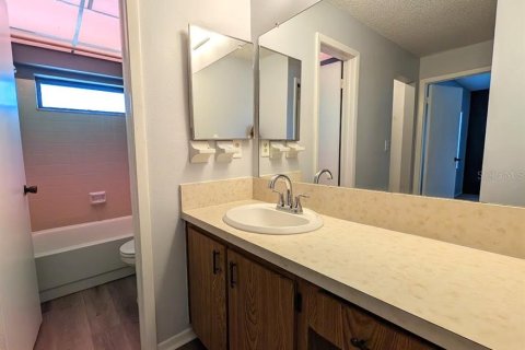 Adosado en venta en Seminole, Florida, 3 dormitorios, 124.02 m2 № 2317390 - foto 19