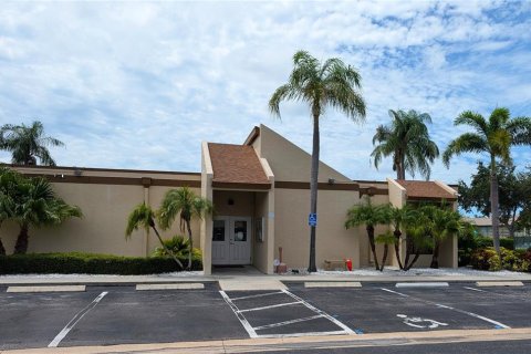 Adosado en venta en Seminole, Florida, 3 dormitorios, 124.02 m2 № 2317390 - foto 27