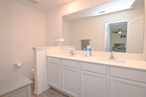 Adosado en venta en Kissimmee, Florida, 2 dormitorios, 134.24 m2 № 1910769 - foto 16