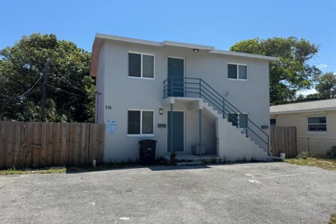 Townhouse in West Palm Beach, Florida 2 bedrooms, 133.78 sq.m. № 2243573