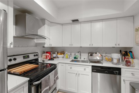 Condominio en venta en Key Biscayne, Florida, 2 dormitorios, 101.26 m2 № 1982980 - foto 4