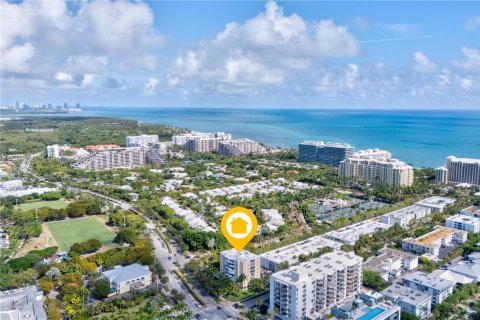 Condominio en venta en Key Biscayne, Florida, 2 dormitorios, 101.26 m2 № 1982980 - foto 30