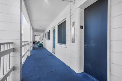 Condominio en alquiler en Bradenton, Florida, 1 dormitorio, 53.51 m2 № 1908052 - foto 21