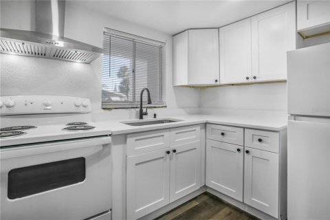 Condominio en alquiler en Bradenton, Florida, 1 dormitorio, 53.51 m2 № 1908052 - foto 18