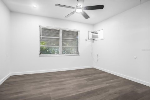 Condominio en alquiler en Bradenton, Florida, 1 dormitorio, 53.51 m2 № 1908052 - foto 11