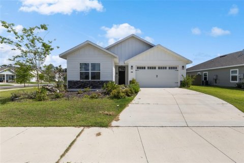 Снять в аренду виллу или дом в Гейнсвилл, Флорида 1 комната, 181.9м2, № 1906826 - фото 1