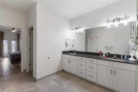 Снять в аренду виллу или дом в Гейнсвилл, Флорида 1 комната, 181.9м2, № 1906826 - фото 13