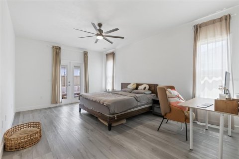 Снять в аренду виллу или дом в Гейнсвилл, Флорида 1 комната, 181.9м2, № 1906826 - фото 12