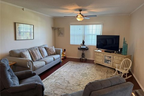 Condominio en alquiler en Belleair, Florida, 1 dormitorio, 81.01 m2 № 1723826 - foto 9