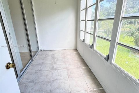 Снять в аренду кондоминиум в Дейви, Флорида 1 спальня, 65.03м2, № 1965007 - фото 5