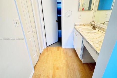 Снять в аренду кондоминиум в Дейви, Флорида 1 спальня, 65.03м2, № 1965007 - фото 6