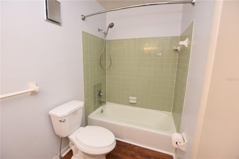Adosado en alquiler en Winter Haven, Florida, 2 dormitorios, 110 m2 № 2279766 - foto 24