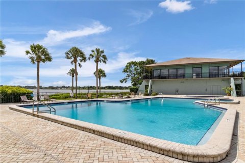 Adosado en alquiler en Winter Haven, Florida, 2 dormitorios, 110 m2 № 2279766 - foto 2