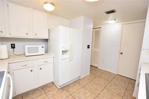 Adosado en alquiler en Winter Haven, Florida, 2 dormitorios, 110 m2 № 2279766 - foto 14