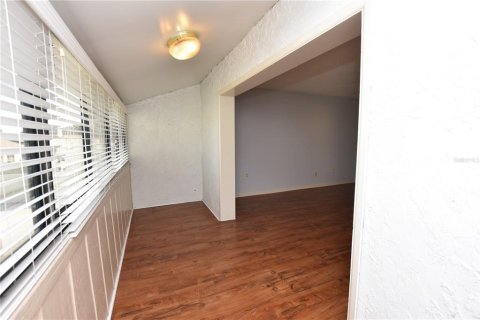 Adosado en alquiler en Winter Haven, Florida, 2 dormitorios, 110 m2 № 2279766 - foto 28