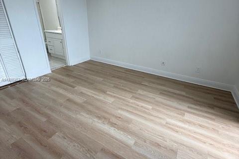 Condo in North Miami, Florida, 2 bedrooms  № 1994822 - photo 6