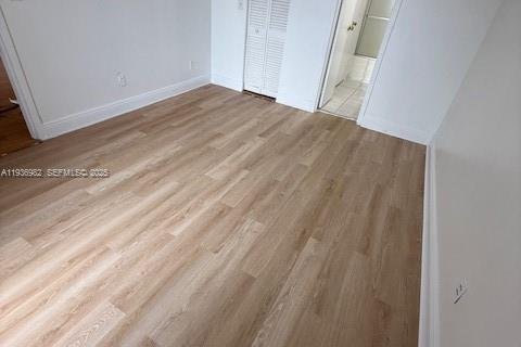 Condo in North Miami, Florida, 2 bedrooms  № 1994822 - photo 7