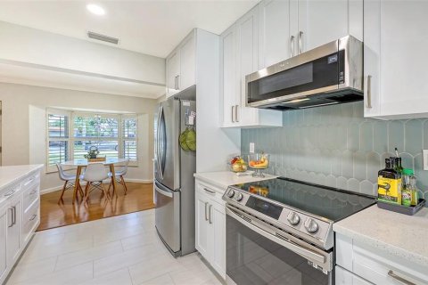 House in Sarasota, Florida 3 bedrooms, 208.38 sq.m. № 1618000 - photo 11