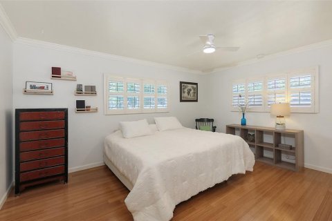 House in Sarasota, Florida 3 bedrooms, 208.38 sq.m. № 1618000 - photo 18