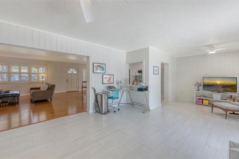 House in Sarasota, Florida 3 bedrooms, 208.38 sq.m. № 1618000 - photo 12