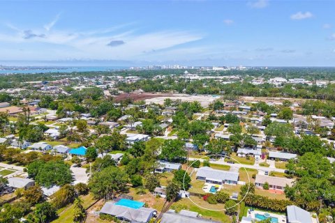 House in Sarasota, Florida 3 bedrooms, 208.38 sq.m. № 1618000 - photo 30